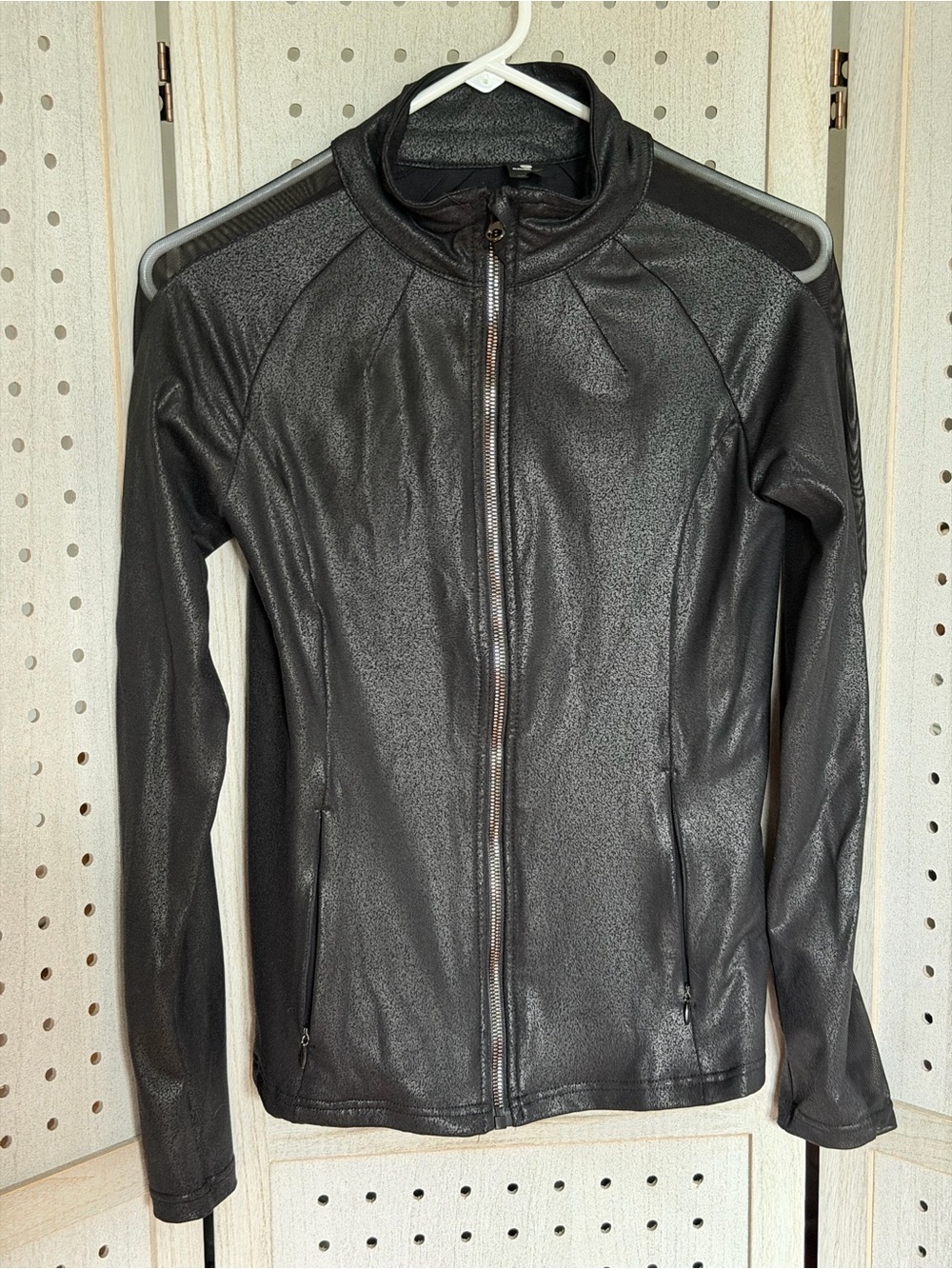 Electric Yoga Women’s Black Zip-Front Long Sleeve Jacket